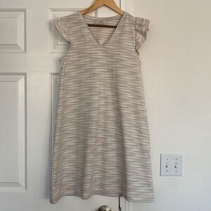 Loft NWOT multicolored loft dress with cap sleeves.